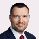 Васильев фото розовый фон